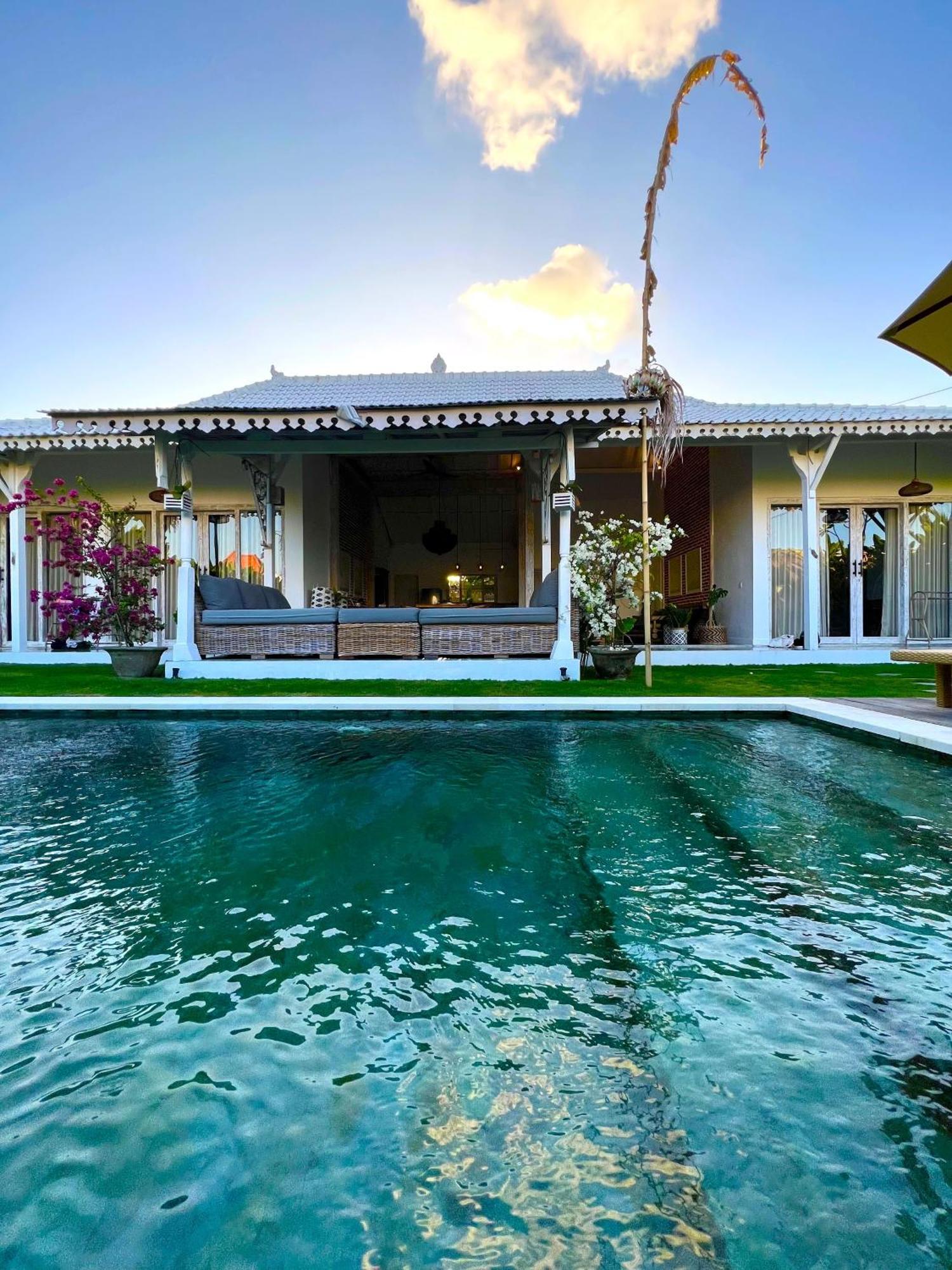 Vicolo Artvillas Uluwatu  Exterior photo